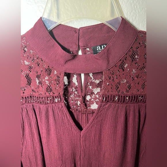A.N.A A New Approach medium burgundy lace top - Picture 5 of 5
